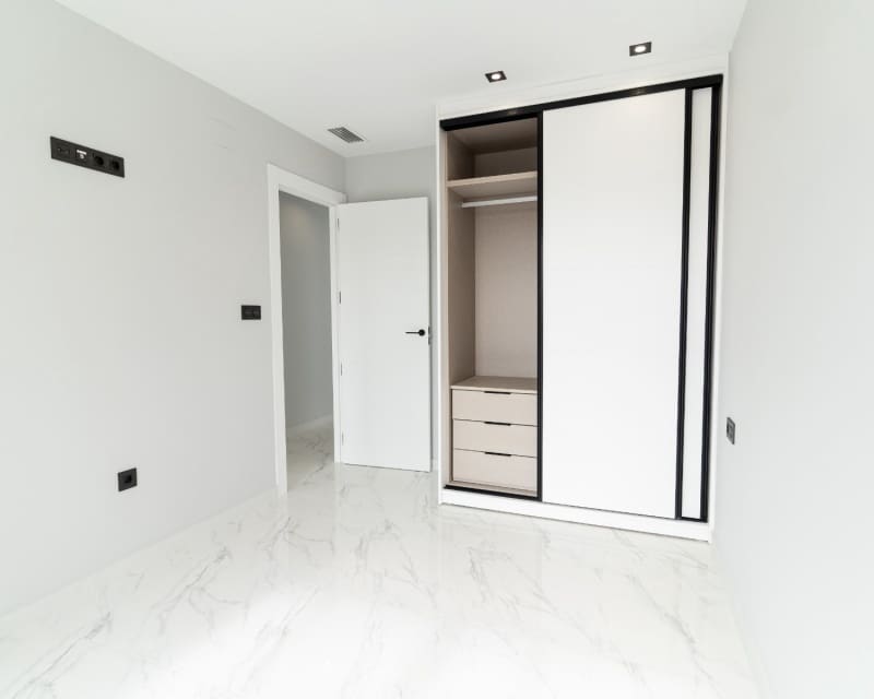 4 sovrum Villa till salu i Orihuela Costa med pool garage - 699 900 € (Ref: 9784082)