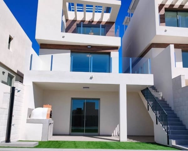 3 soveværelse Villa til salg i Villamartin, Orihuela med swimmingpool - € 509.900 (Ref: 9784087)