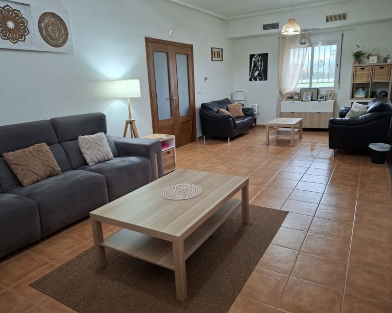 5 sypialnia Willa na sprzedaż w Catral z basenem - 449 995 € (Ref: 9784371)