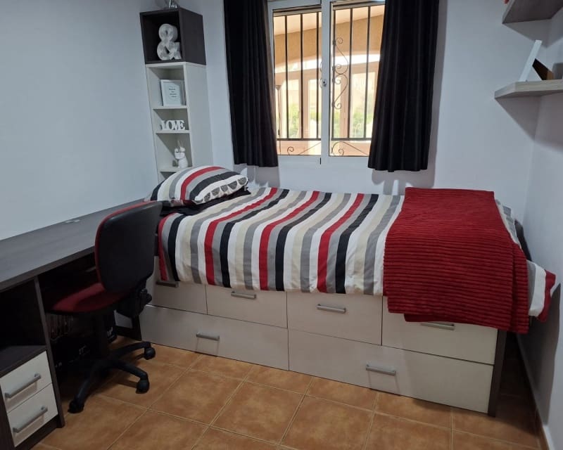 5 sypialnia Willa na sprzedaż w Catral z basenem - 449 995 € (Ref: 9784371)