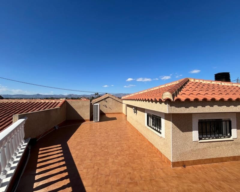 5 sypialnia Willa na sprzedaż w Catral z basenem - 449 995 € (Ref: 9784371)