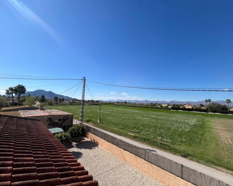 5 sypialnia Willa na sprzedaż w Catral z basenem - 449 995 € (Ref: 9784371)