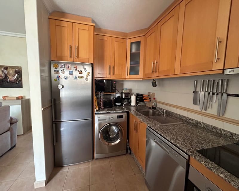 2 slaapkamer Appartement te koop in Jacarilla met zwembad - € 108.000 (Ref: 9784373)