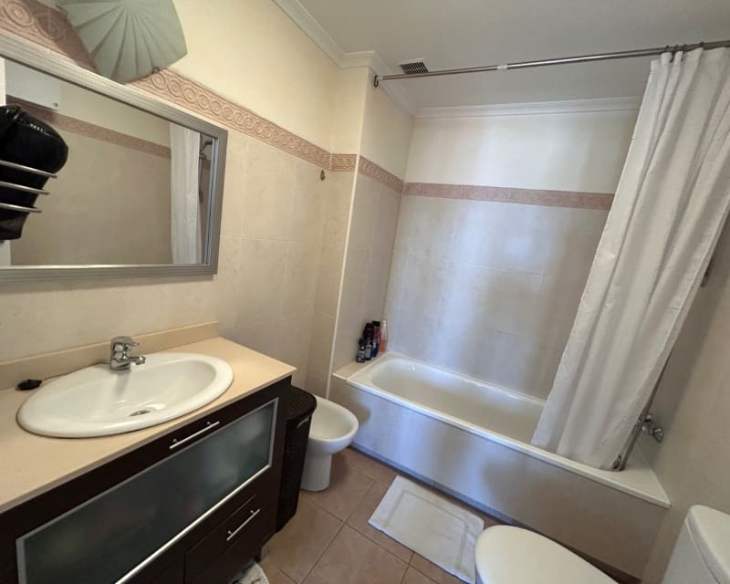 2 slaapkamer Appartement te koop in Jacarilla met zwembad - € 108.000 (Ref: 9784373)