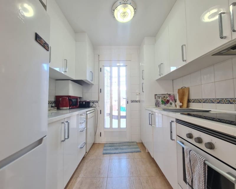 3 soveværelse Byhus til salg i Villamartin med swimmingpool - € 198.000 (Ref: 9784376)