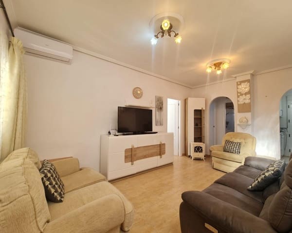 3 soveværelse Byhus til salg i Villamartin, Orihuela med swimmingpool - € 198.000 (Ref: 9784376)