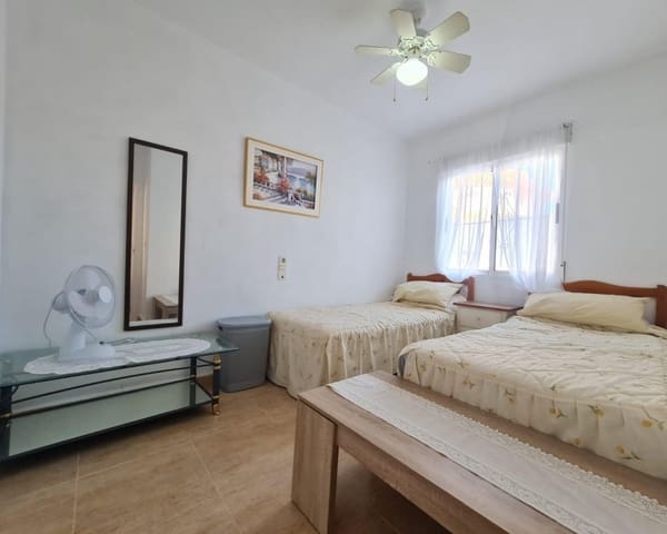 3 soveværelse Byhus til salg i Villamartin, Orihuela med swimmingpool - € 198.000 (Ref: 9784376)