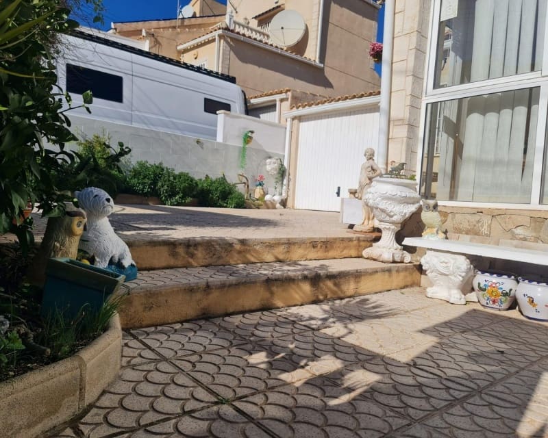 3 soveværelse Byhus til salg i Villamartin med swimmingpool - € 198.000 (Ref: 9784376)