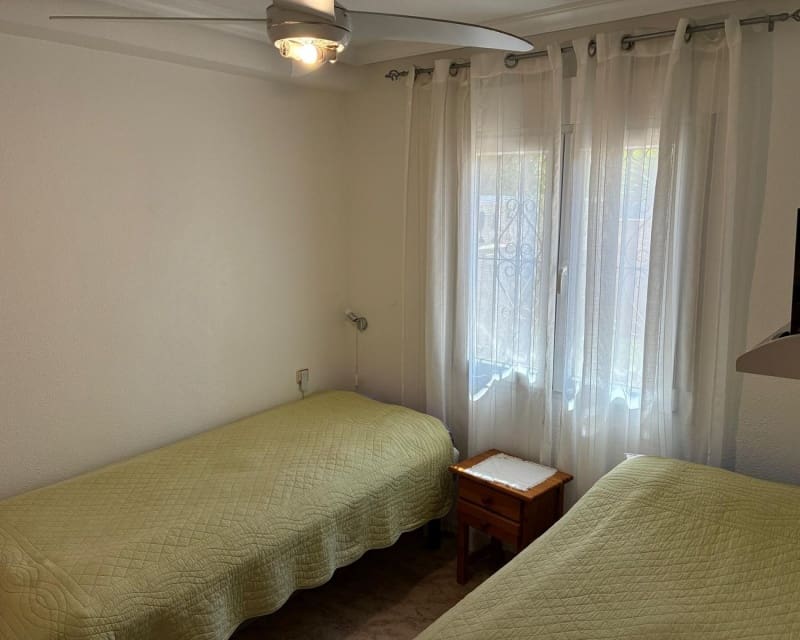 3 bedroom Villa for sale in Villamartin with pool - € 249,950 (Ref: 9784379)