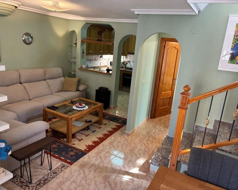 3 bedroom Villa for sale in Villamartin with pool - € 249,950 (Ref: 9784379)