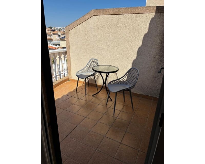 3 bedroom Villa for sale in Villamartin with pool - € 249,950 (Ref: 9784379)