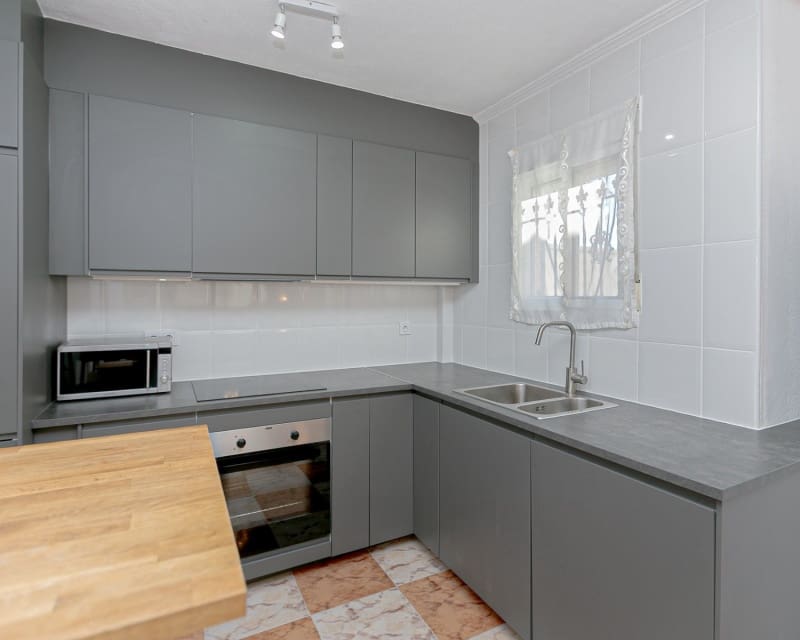 3 quarto Moradia para venda em Playa Flamenca com piscina - 224 500 € (Ref: 9784380)