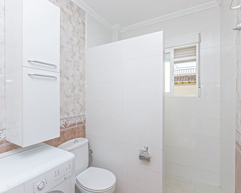 3 quarto Moradia para venda em Playa Flamenca com piscina - 224 500 € (Ref: 9784380)