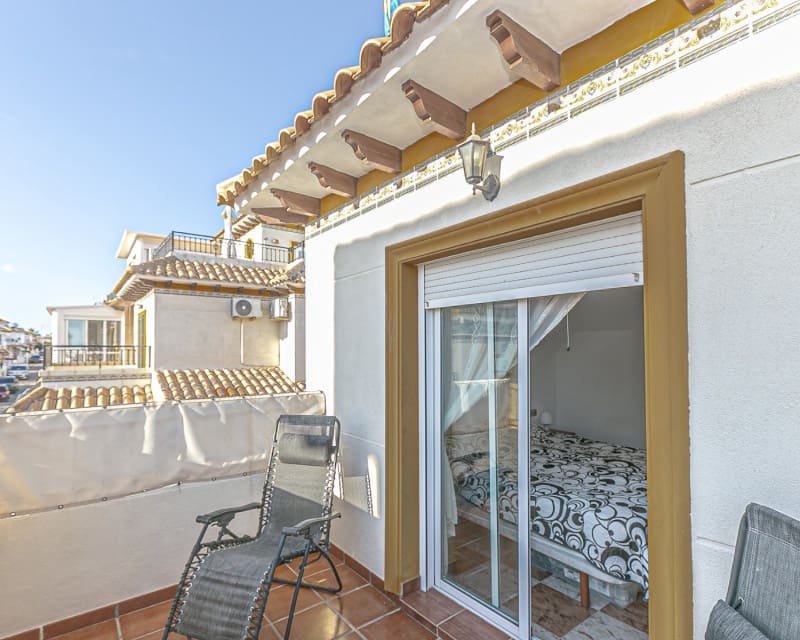 3 quarto Moradia para venda em Playa Flamenca com piscina - 224 500 € (Ref: 9784380)