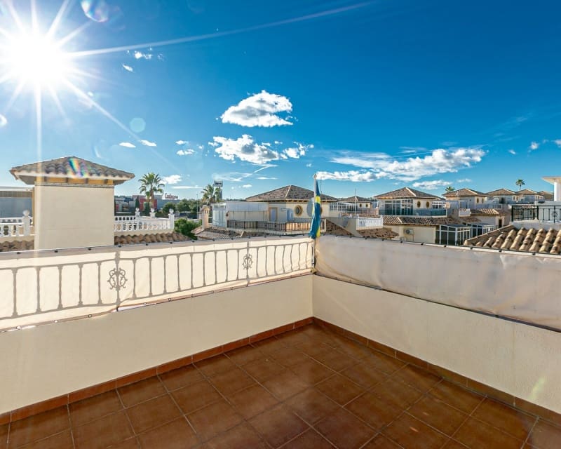 3 quarto Moradia para venda em Playa Flamenca com piscina - 224 500 € (Ref: 9784380)