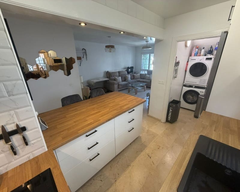 2 makuuhuone Huoneisto myytävänä paikassa Villamartin mukana uima-altaan - 220 000 € (Ref: 9784382)