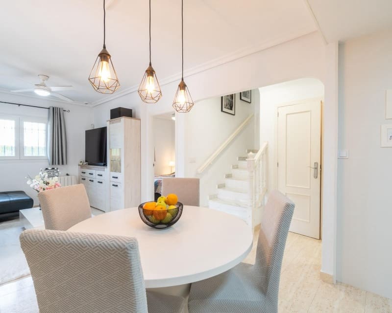 3 quarto Moradia para venda em Playa Flamenca com piscina - 279 000 € (Ref: 9784383)