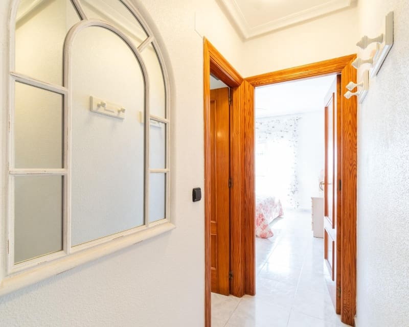 3 Zimmer Villa zu verkaufen in Playa Flamenca mit Pool - 640.000 € (Ref: 9784384)