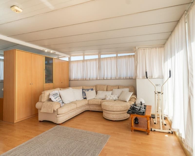 3 Zimmer Villa zu verkaufen in Playa Flamenca mit Pool - 640.000 € (Ref: 9784384)