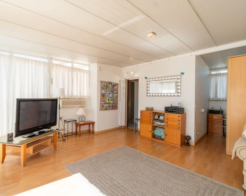 3 Zimmer Villa zu verkaufen in Playa Flamenca mit Pool - 640.000 € (Ref: 9784384)