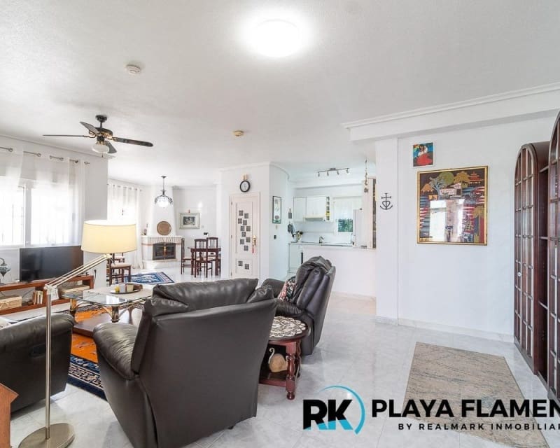3 Zimmer Villa zu verkaufen in Playa Flamenca mit Pool - 640.000 € (Ref: 9784384)