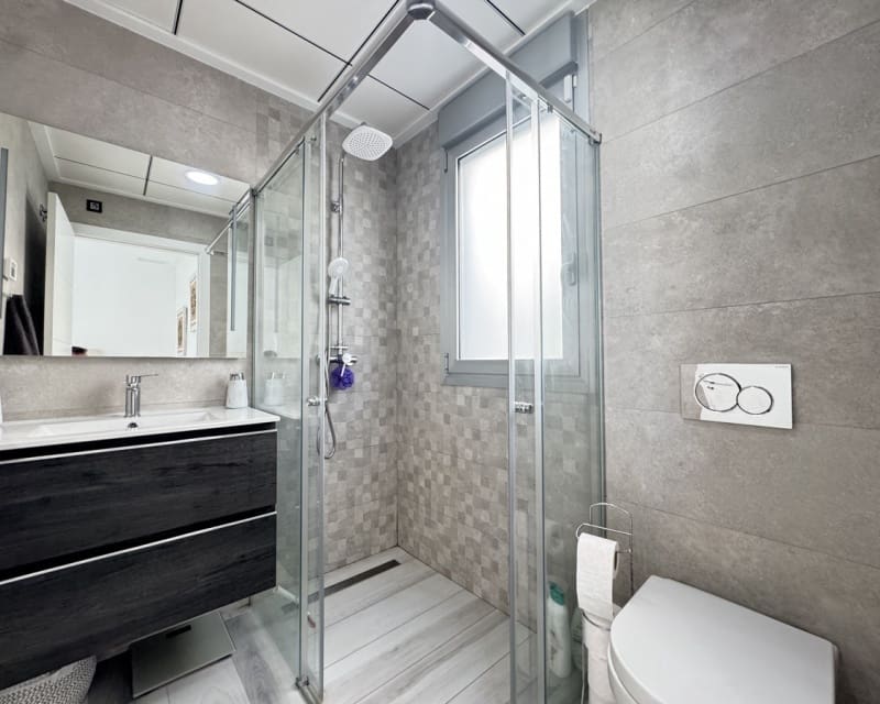 4 Zimmer Villa zu verkaufen in Cabo Roig mit Pool - 649.000 € (Ref: 9784385)