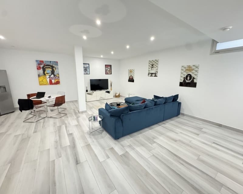 4 Zimmer Villa zu verkaufen in Cabo Roig mit Pool - 649.000 € (Ref: 9784385)