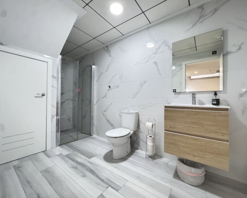 4 Zimmer Villa zu verkaufen in Cabo Roig mit Pool - 649.000 € (Ref: 9784385)