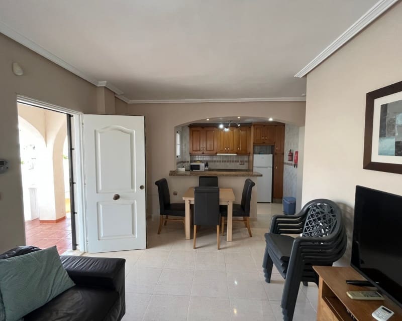 3 soveværelse Villa til salg i Cabo Roig med swimmingpool - € 205.000 (Ref: 9784386)