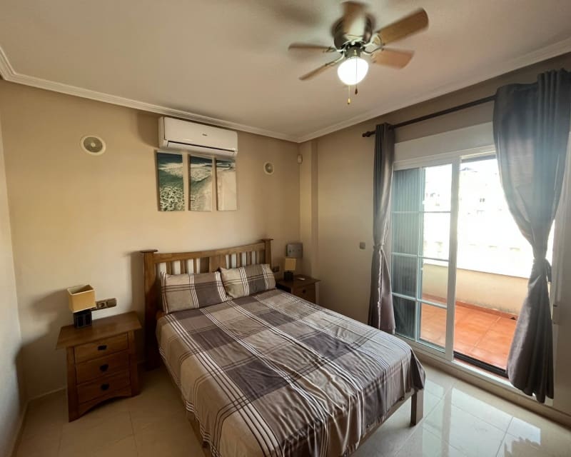 3 soveværelse Villa til salg i Cabo Roig med swimmingpool - € 205.000 (Ref: 9784386)