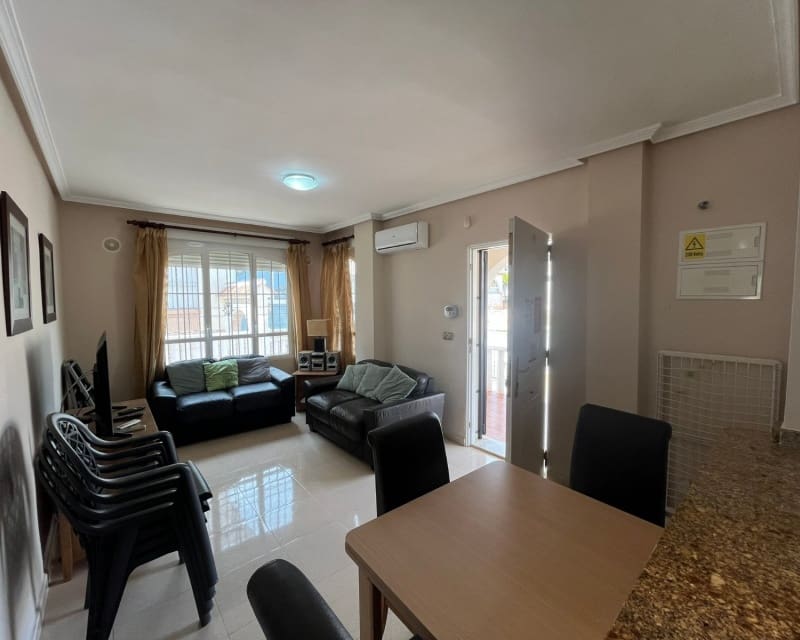 3 soveværelse Villa til salg i Cabo Roig med swimmingpool - € 205.000 (Ref: 9784386)