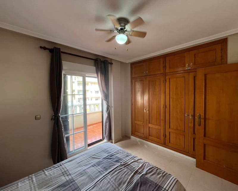 3 soveværelse Villa til salg i Cabo Roig med swimmingpool - € 205.000 (Ref: 9784386)