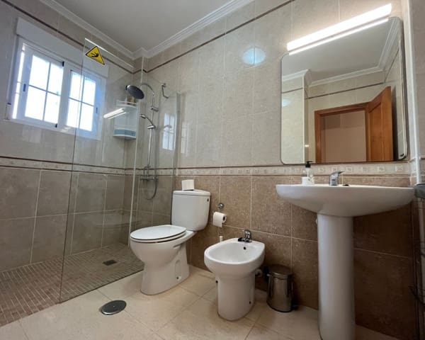 3 sypialnia Willa na sprzedaż w Cabo Roig, Orihuela z basenem - 205 000 € (Ref: 9784386)