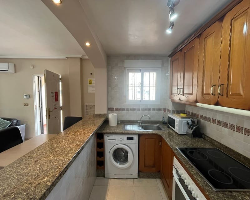 3 soveværelse Villa til salg i Cabo Roig med swimmingpool - € 205.000 (Ref: 9784386)