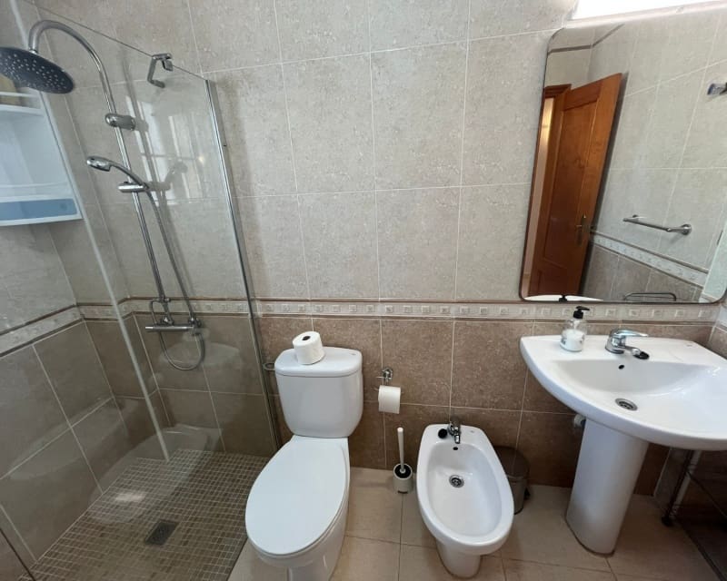 3 soveværelse Villa til salg i Cabo Roig med swimmingpool - € 205.000 (Ref: 9784386)