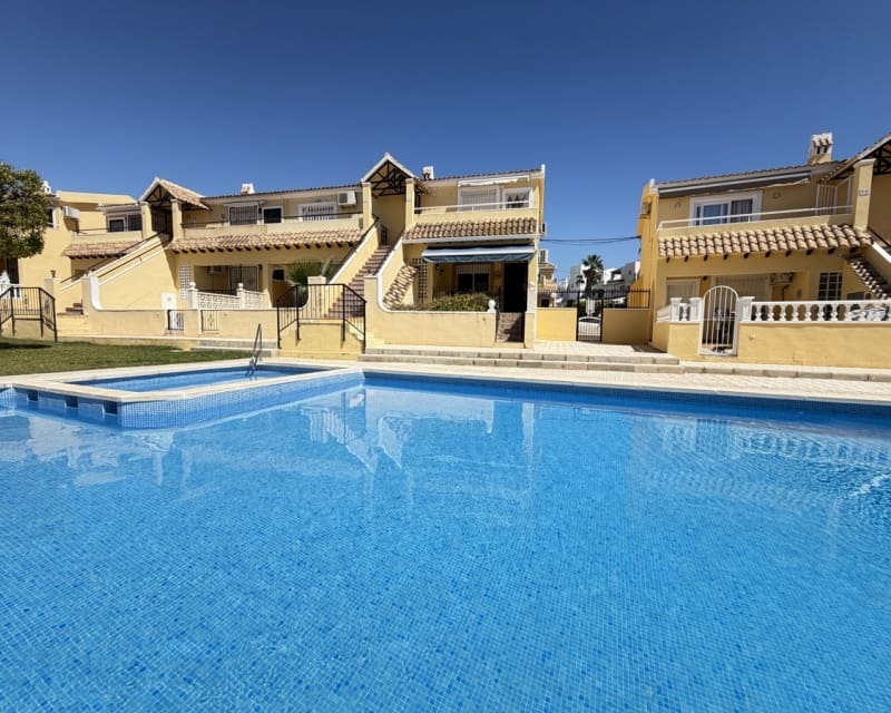 2 Zimmer Apartment zu verkaufen in Villamartin mit Pool - 159.995 € (Ref: 9784388)