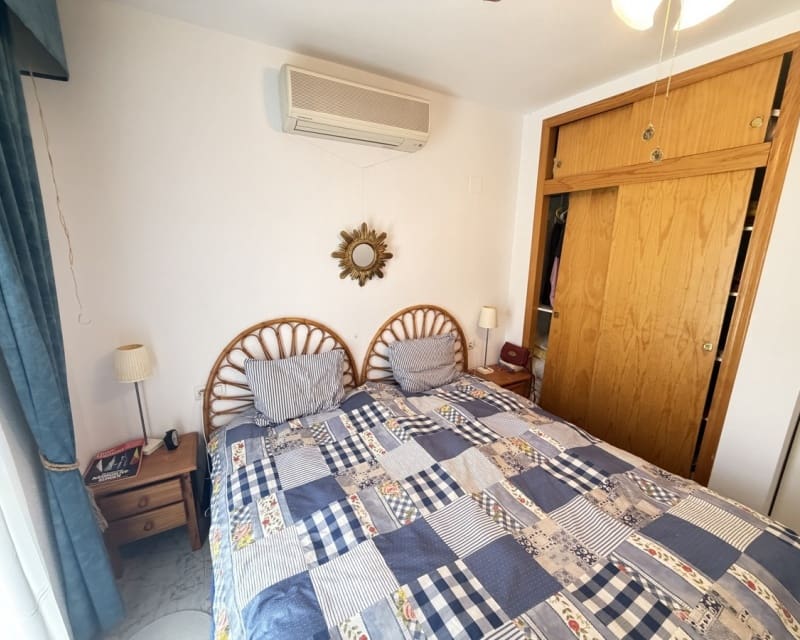 2 Zimmer Apartment zu verkaufen in Villamartin mit Pool - 159.995 € (Ref: 9784388)