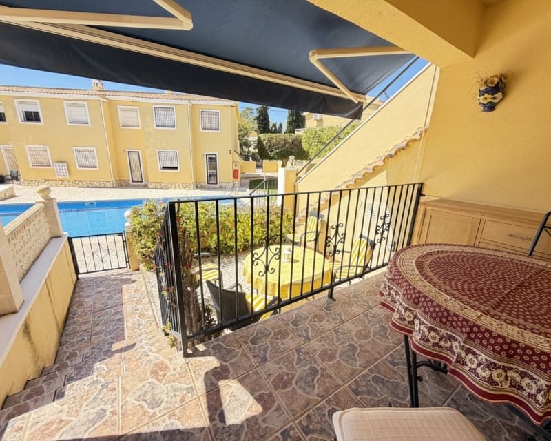 2 Zimmer Apartment zu verkaufen in Villamartin mit Pool - 159.995 € (Ref: 9784388)