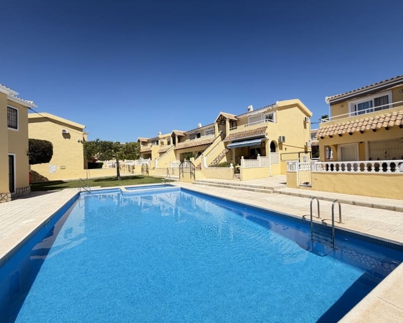 2 Zimmer Apartment zu verkaufen in Villamartin mit Pool - 159.995 € (Ref: 9784388)