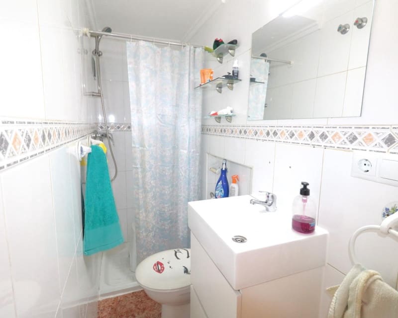 3 bedroom Villa for sale in Torrevieja with pool - € 228,000 (Ref: 9784389)