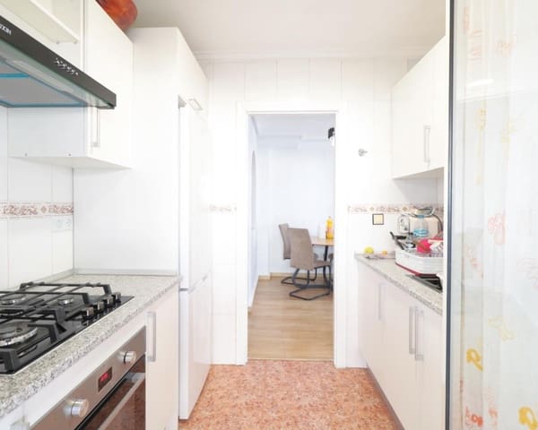 3 camera da letto Villa in vendita in El Chaparral - La Siesta - La Torreta, Torrevieja con piscina - 228.000 € (Rif: 9784389)