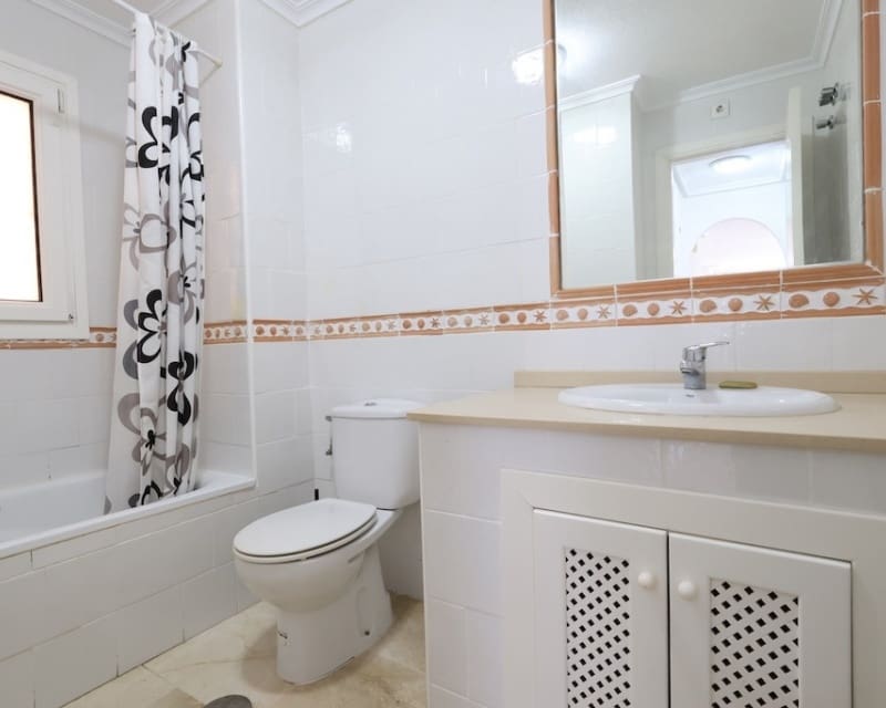 2 bedroom Apartment for sale in Playa Flamenca with pool - € 179,000 (Ref: 9784390)