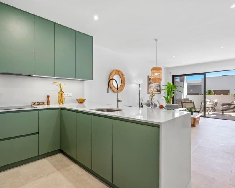 2 soveværelse Lejlighed til salg i Los Alcazares med swimmingpool - € 269.000 (Ref: 9784394)