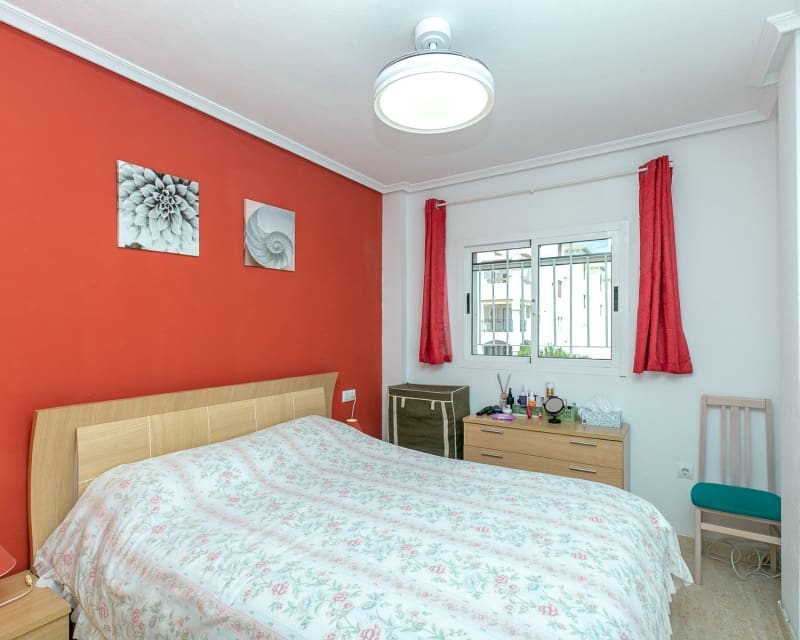 3 sypialnia Apartament na sprzedaż w Playa Flamenca z basenem - 219 000 € (Ref: 9789921)