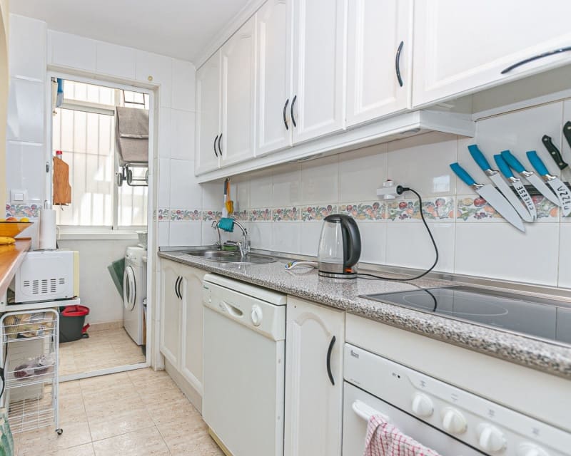 3 sypialnia Apartament na sprzedaż w Playa Flamenca z basenem - 219 000 € (Ref: 9789921)