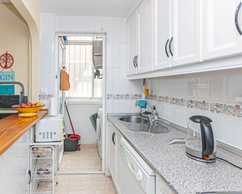 3 sypialnia Apartament na sprzedaż w Playa Flamenca z basenem - 219 000 € (Ref: 9789921)