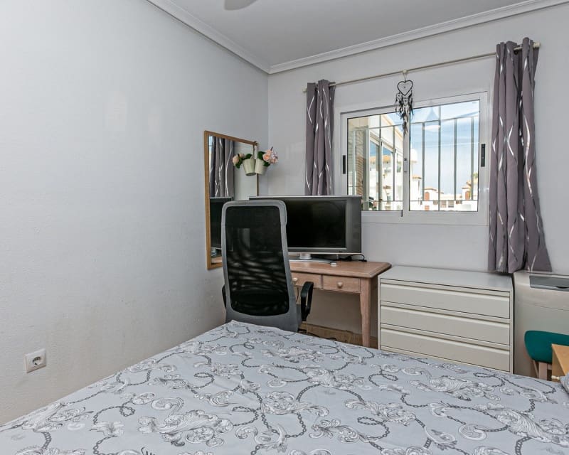 3 sypialnia Apartament na sprzedaż w Playa Flamenca z basenem - 219 000 € (Ref: 9789921)