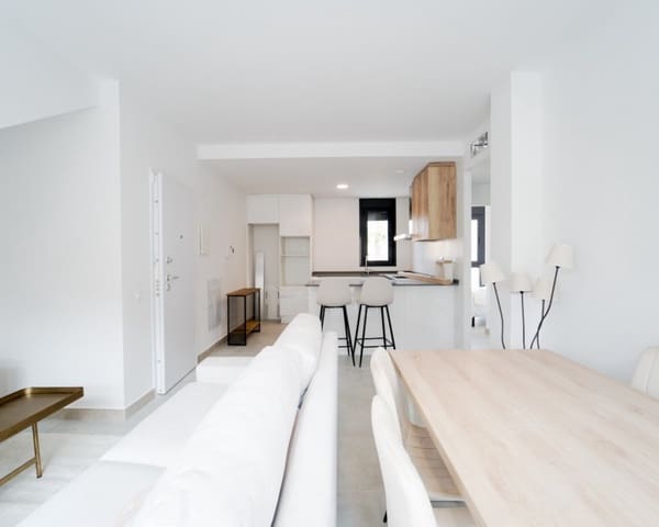 2 slaapkamer Appartement te koop in Villamartin, Orihuela met zwembad - € 274.000 (Ref: 9794269)