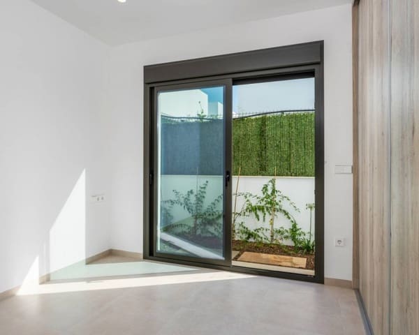 3 sovrum Villa till salu i Lo Pagan, San Pedro del Pinatar med pool garage - 499 000 € (Ref: 9794270)