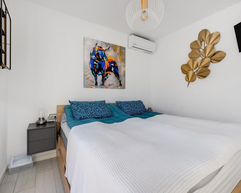 3 slaapkamer Villa te koop in Los Altos met zwembad - € 265.000 (Ref: 9802568)